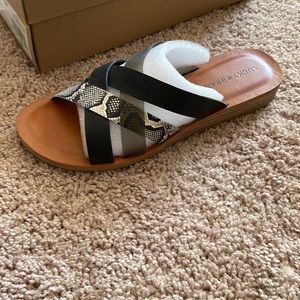 Lucky Brand Sandals